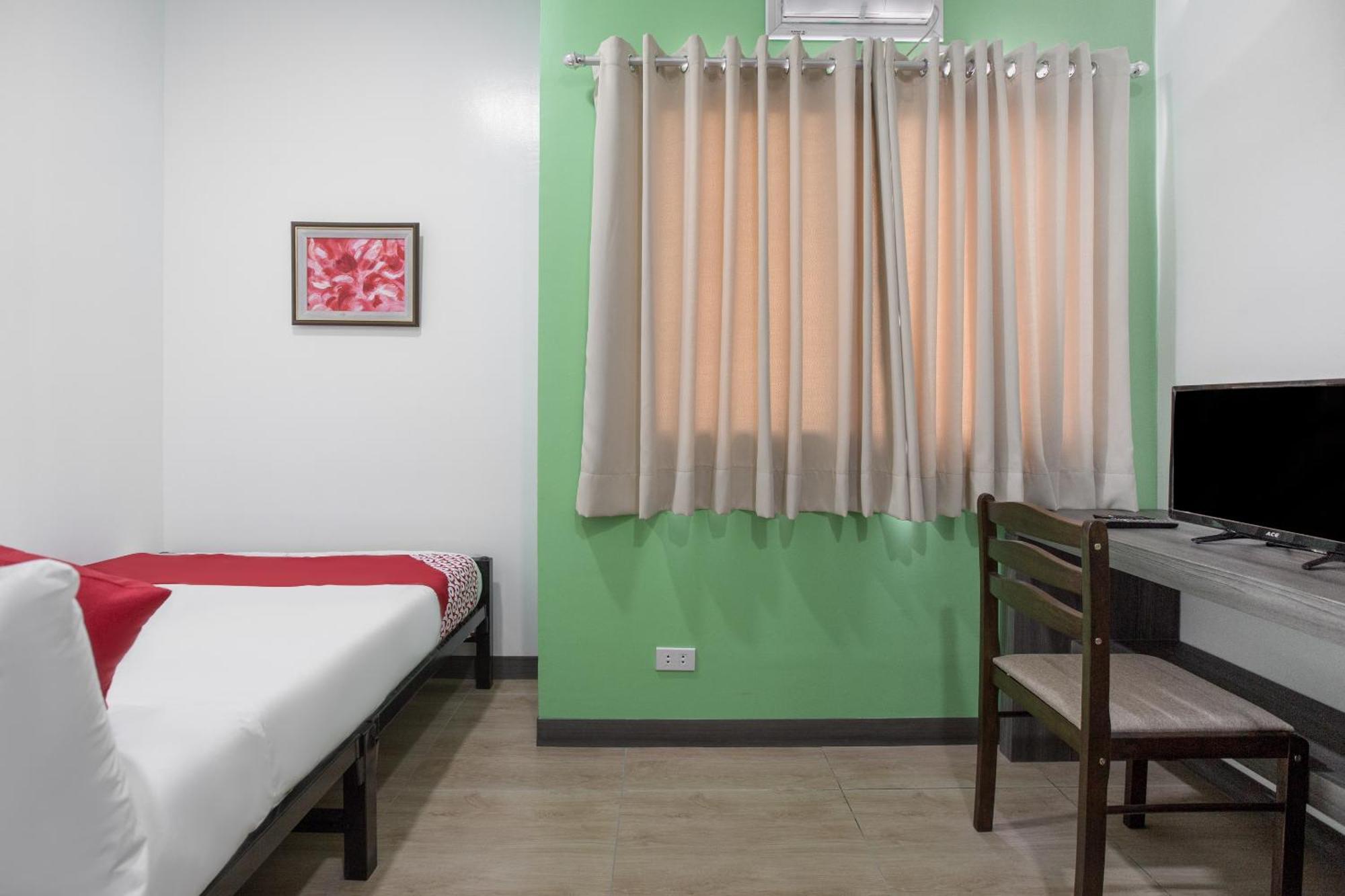 Casa Lily Hotel Quezon City Exterior photo