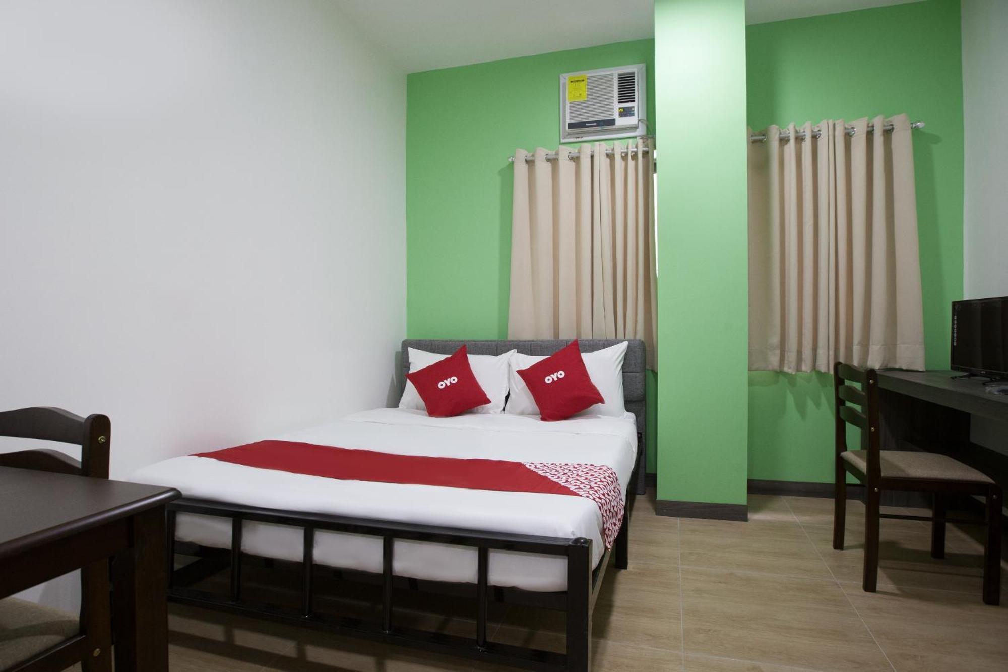 Casa Lily Hotel Quezon City Exterior photo